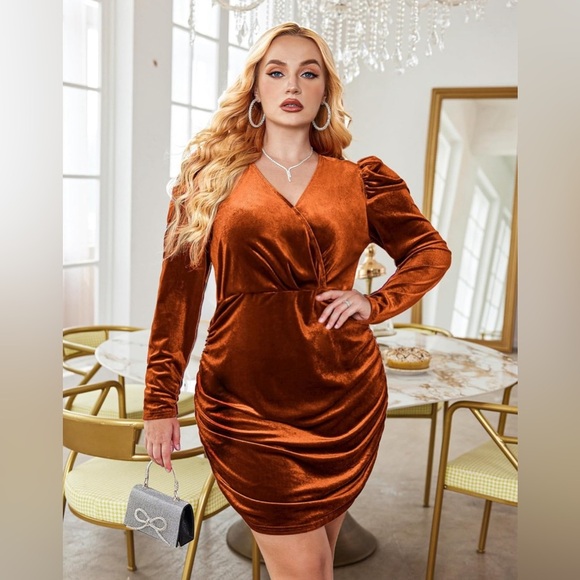 -Women's Plus Size Velvet V Neck Cocktail Party Dress - Picture 3 of 6
